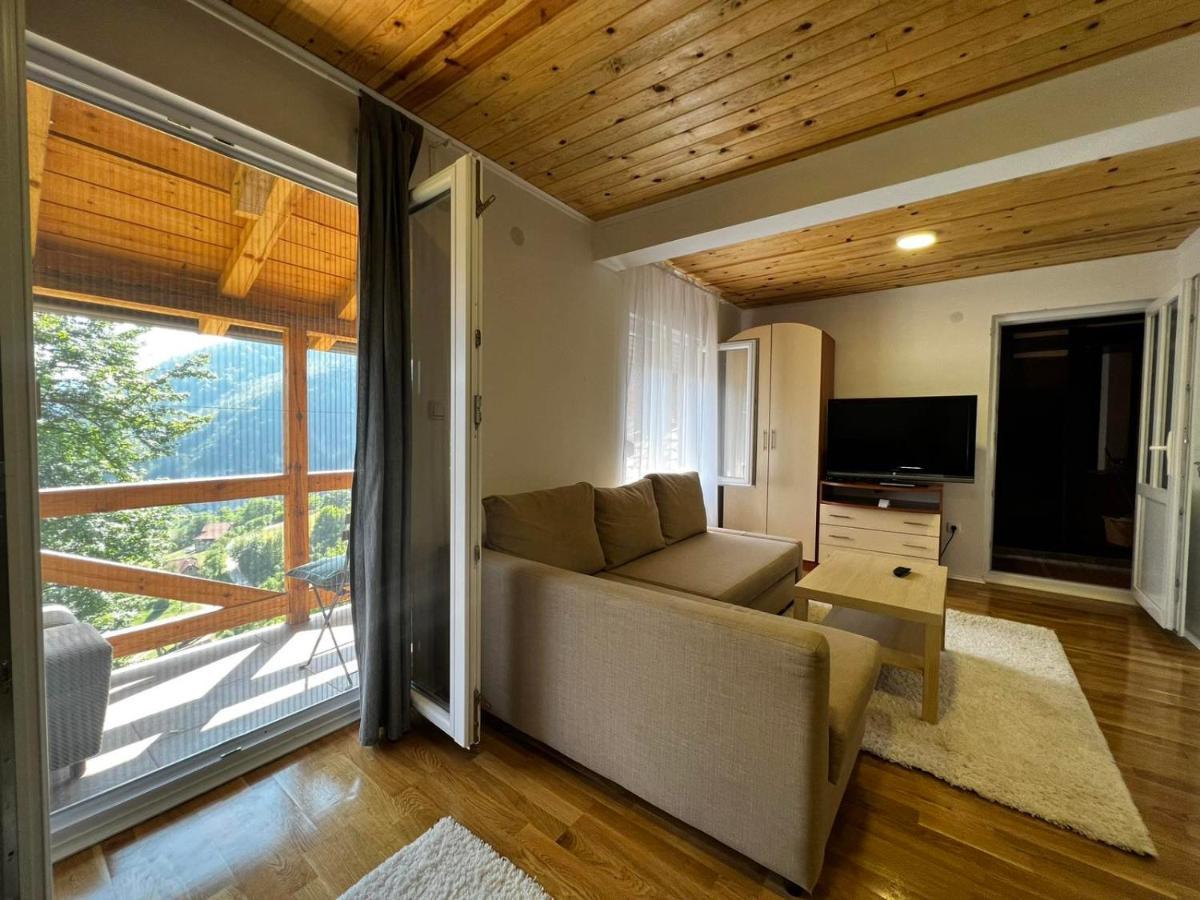 Hotel Ljubav Stara Zaovine Lazici Esterno foto