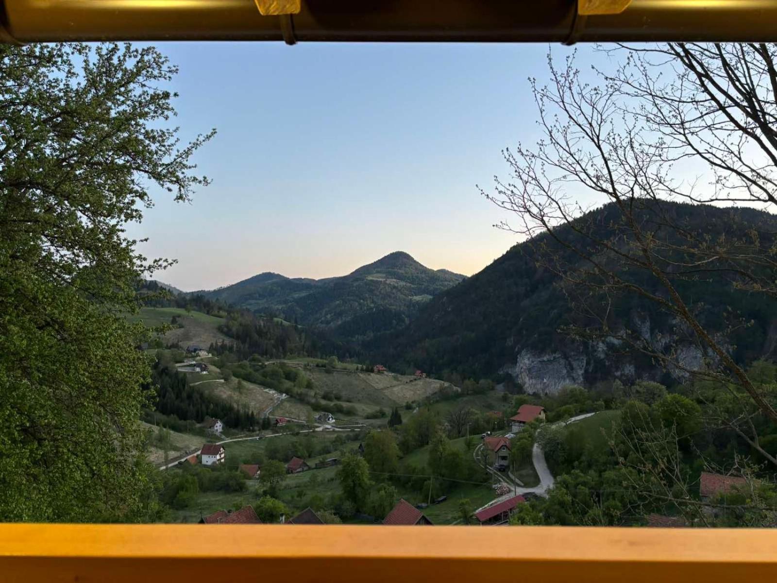 Hotel Ljubav Stara Zaovine Lazici Esterno foto